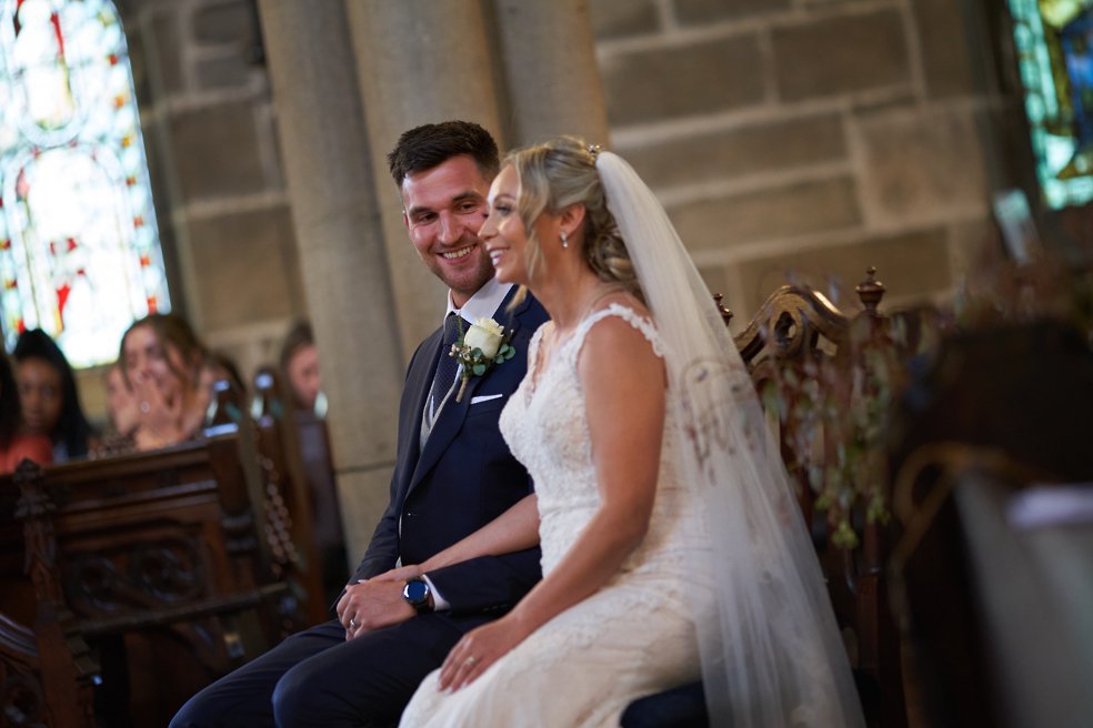 wedding photography at the fleece, Ripponden