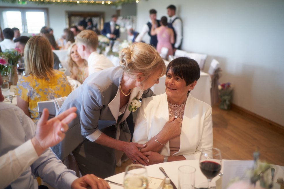 wedding photography at the fleece, Ripponden