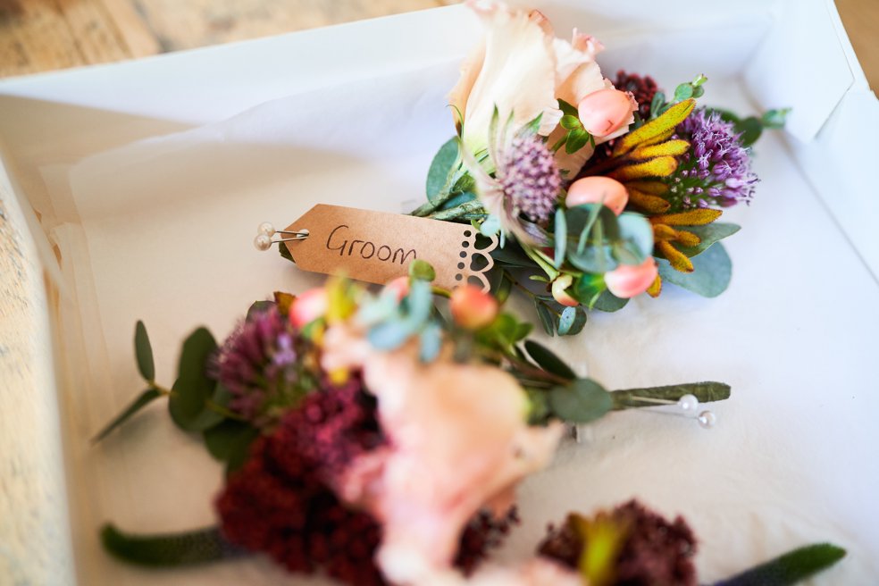 Llyn Gwynant barns wedding photography
