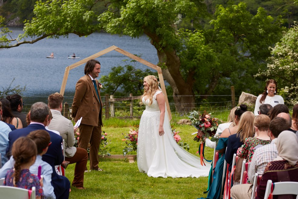 Llyn Gwynant barns wedding photography