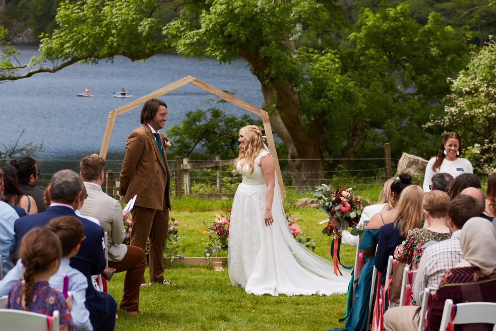 Llyn Gwynant barns wedding photography