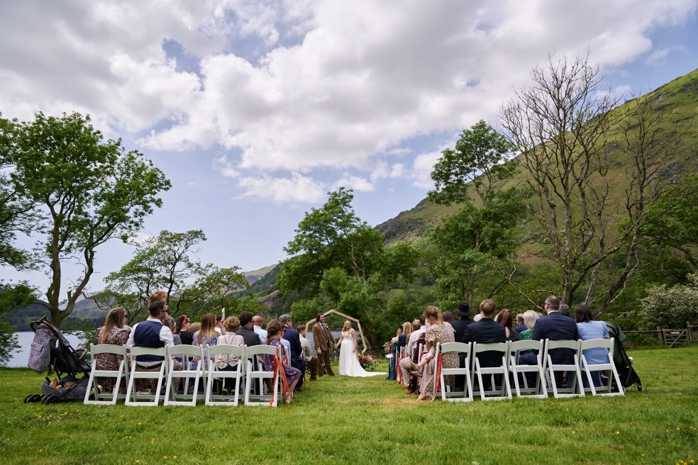 Llyn Gwynant barns wedding photography