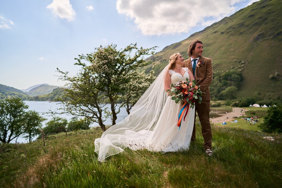 Llyn Gwynant barns wedding photography