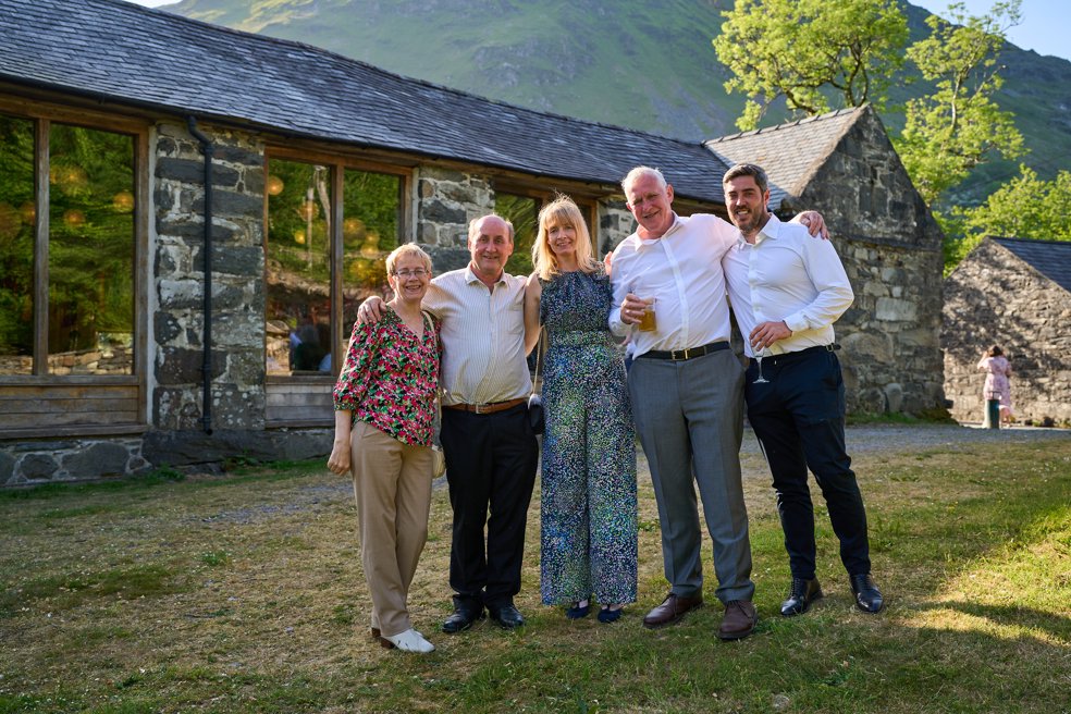 Llyn Gwynant barns wedding photography
