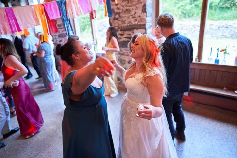 Llyn Gwynant barns wedding photography