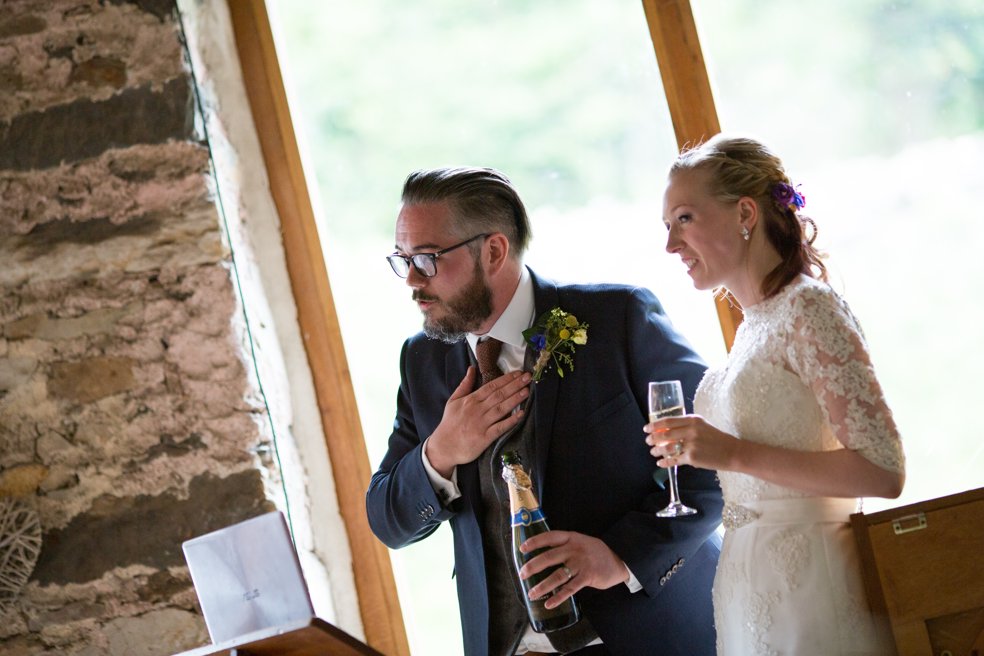 Llyn Gwynant Barns wedding